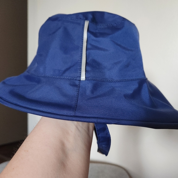 MEC Kids Rain Hat - Picture 2 of 4